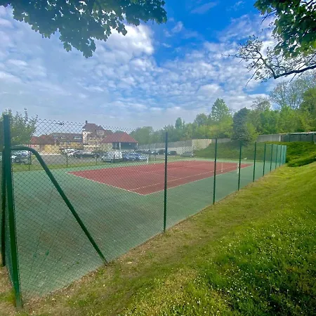 Grand Proche Roissy, Parc Asterix, De Sable Apartment